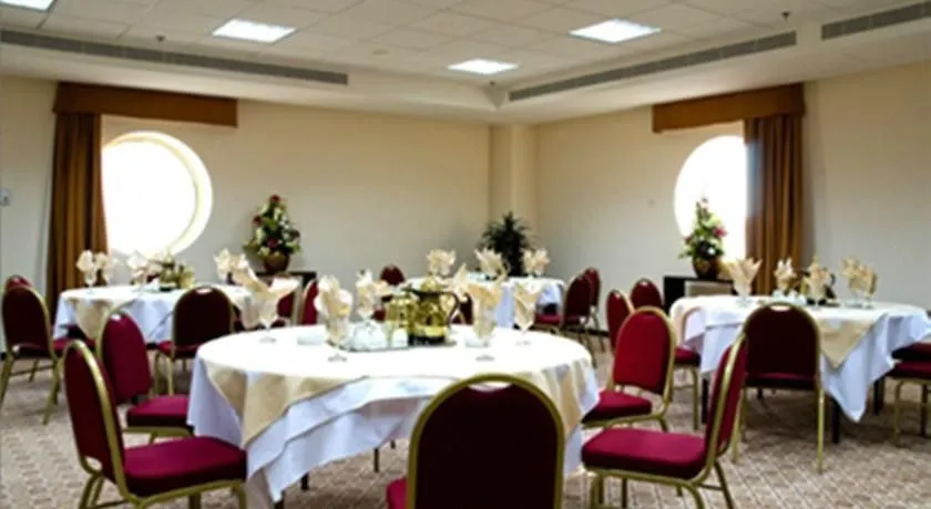 Makarem Al Bait Al Azizia Hotel Mecca 4*,